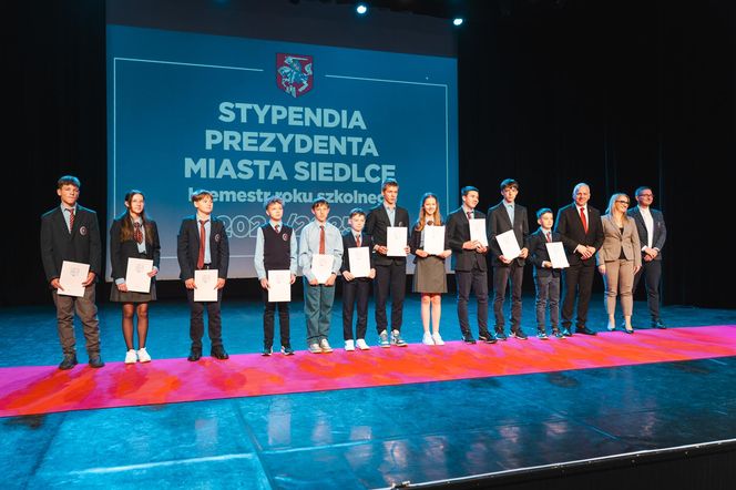 Blisko 700 najzdolniejszych siedleckich uczniów z nagrodami za dokonania w nauce!
