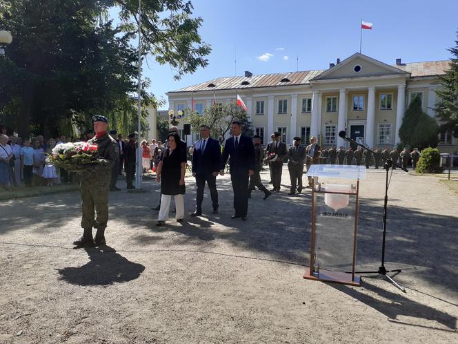 Obchody Święta Wojska Polskiego w Siedlcach i wystawa sprzętu wojskowego