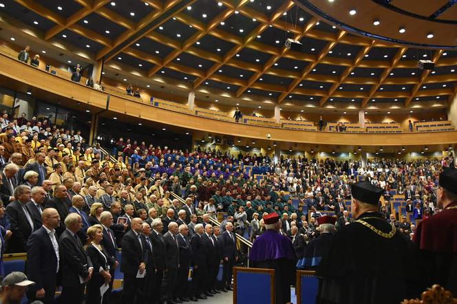 Wracają zajęcia stacjonarne. Dziś UJ rozpoczyna 658. rok akademicki 