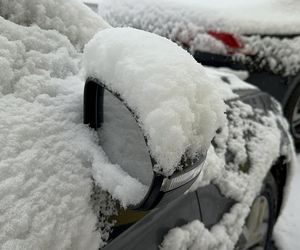 Ogłoszono akcję ALFA. Pierwszy atak zimy sparaliżował Warszawę