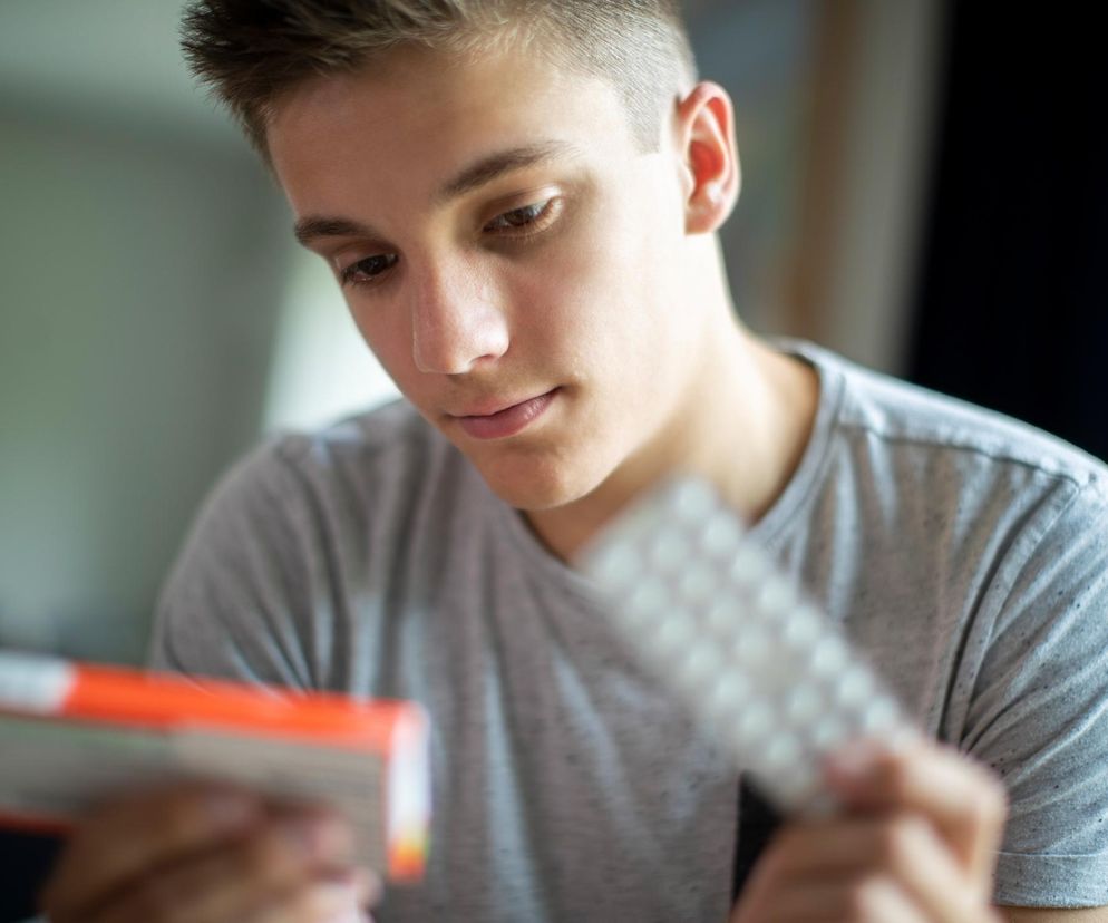 Jest skuteczna i najpewniej bezpieczna. Kiedy pigułka antykoncepcyjna dla mężczyzn trafi do aptek?