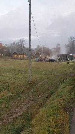 Lipnica Wielka. Drewniany dom DOSZCZĘTNIE spłonął! Został całkowicie rozebrany