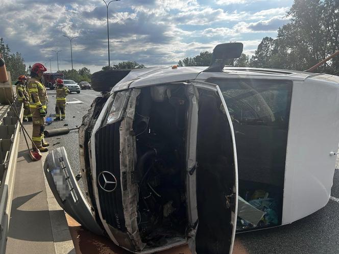 Dramatyczny wypadek autokaru w Warszawie! Ranne są dzieci 