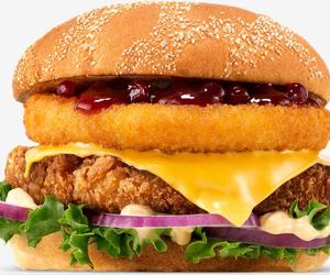 MAX Premium Burgers nie zwalnia tempa – dwie nowe wersje Burgera Rywala