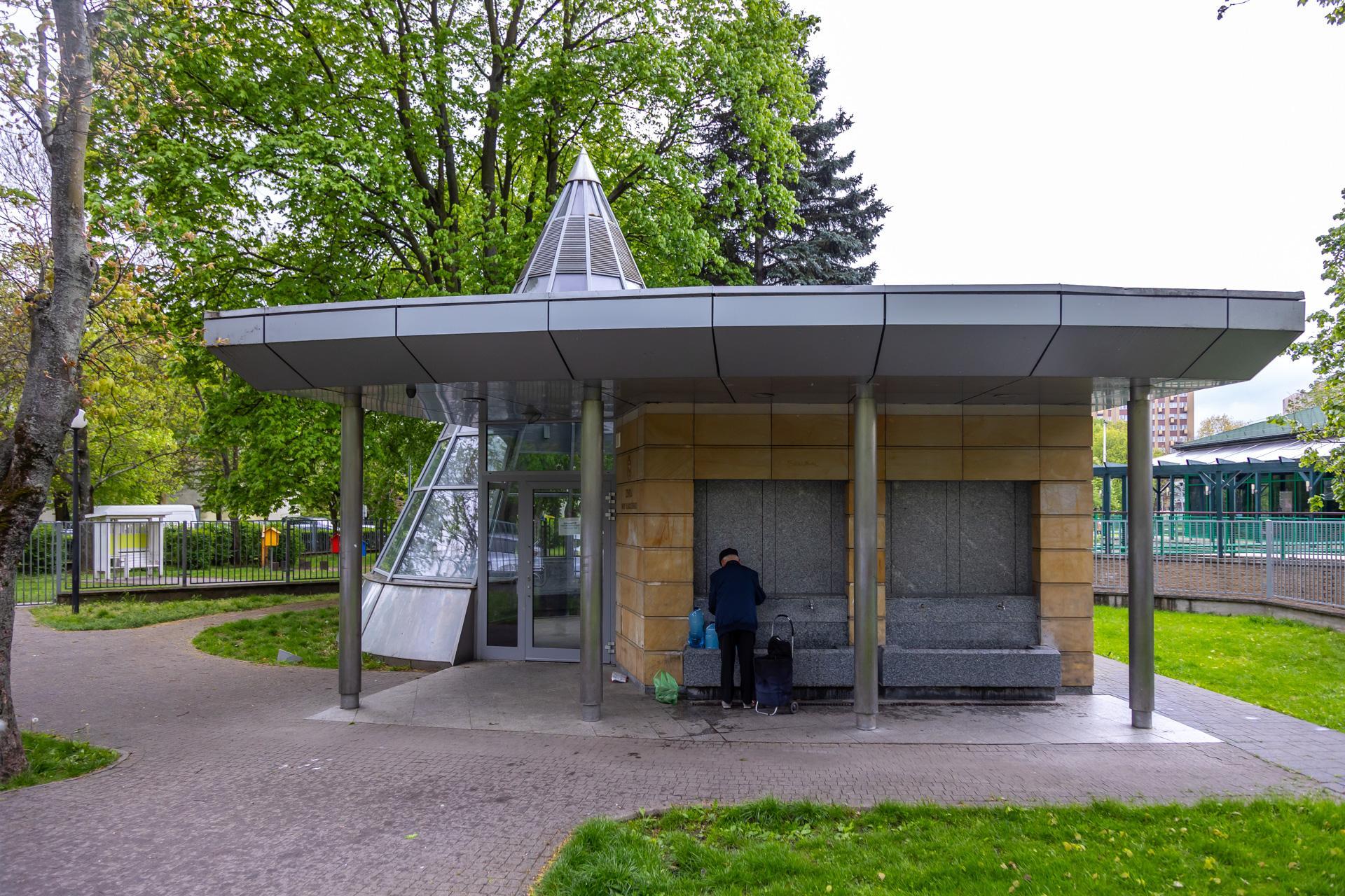 Warszawa będzie inwestować w ujęcia wody oligoceńskiej 