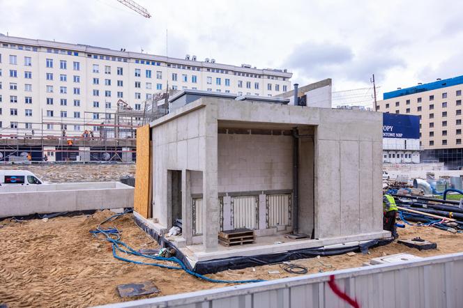 Parking podziemny pod placem Powstańców Warszawy w budowie