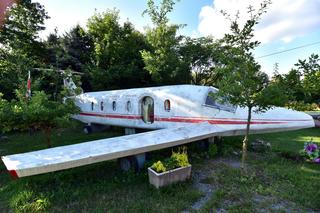 Zniszczony pomnik Tupolewa w Kałkowie-Godkowie