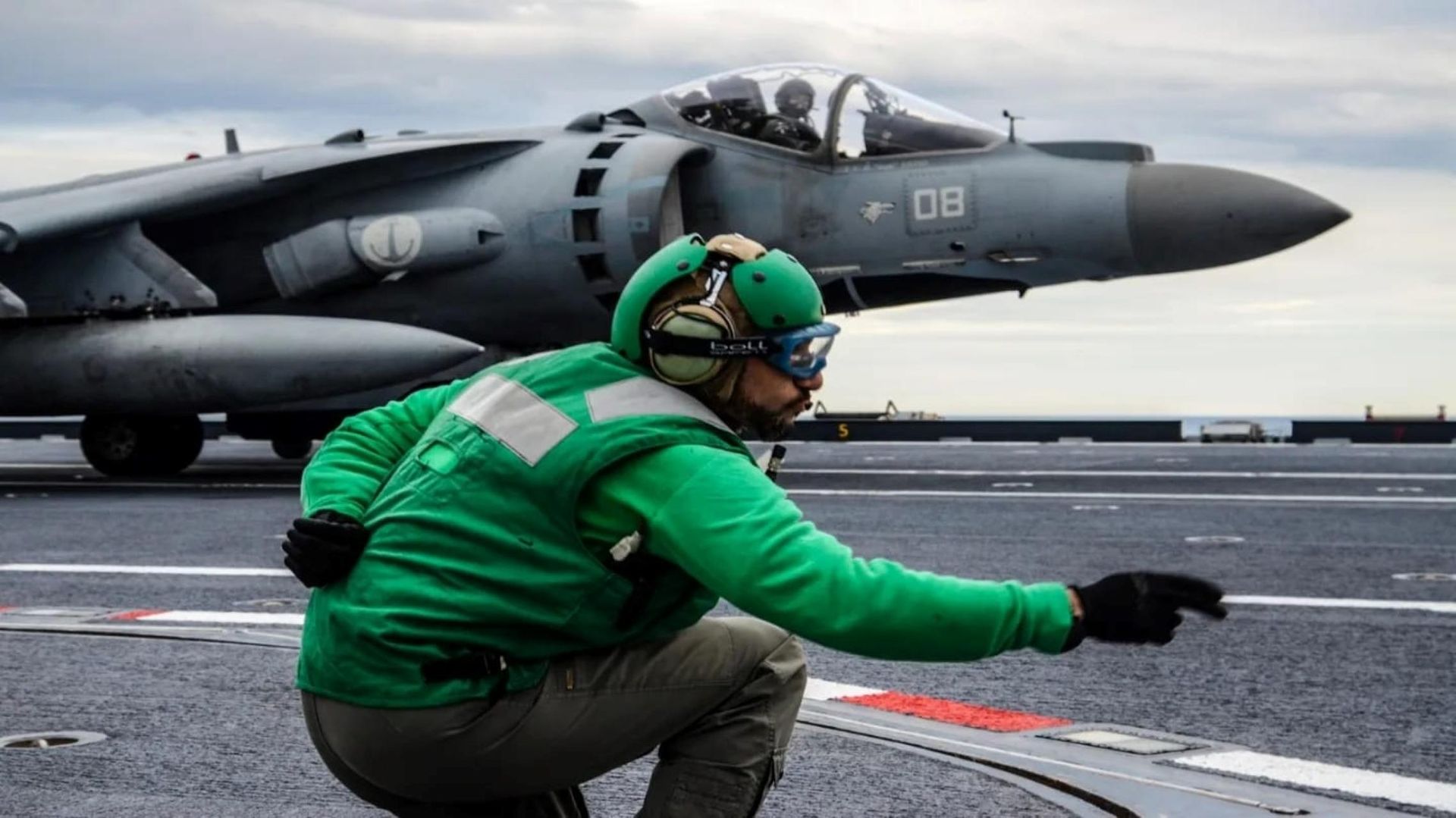 F-35B na pokładzie lotniskowca Cavour