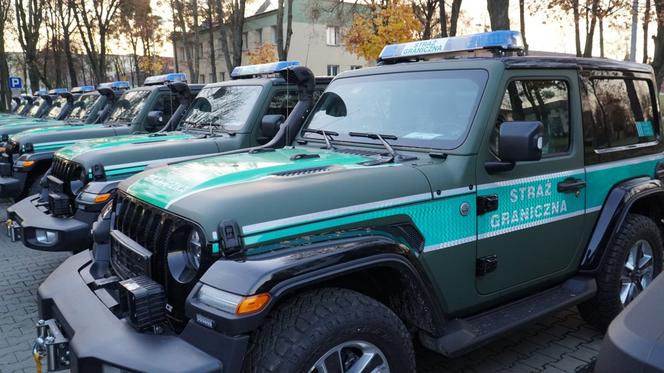 Straż Graniczna otrzyma nowe samochody do patrolowania trudnych terenów [ZDJĘCIA]