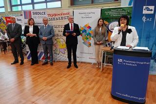 W 2024 roku w Siedleckich Targach Pracy wzięło udział ok. 60 wystawców