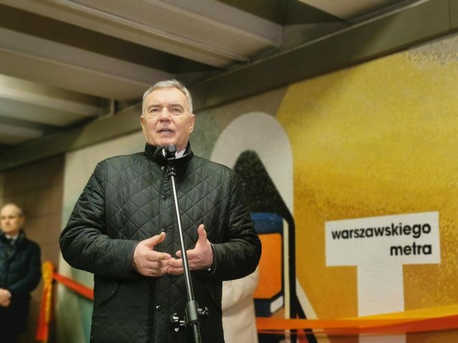 30 lat metra w Warszawie. Odsłonięcie mozaiki