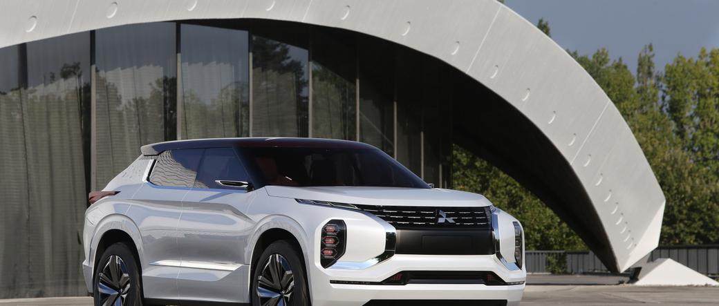 Mitsubishi GT-PHEV Concept