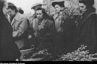 Handel uliczny w powojennej Warszawie