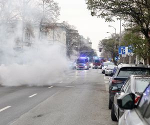 Zamknięta ulica w centrum Warszawy. Tajemnicze ćwiczenia, chodzi o ambasadę.