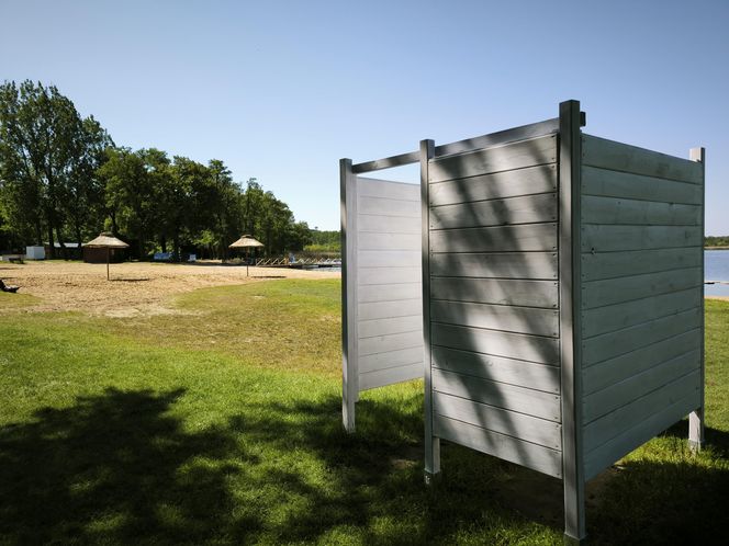 Plaża w Osiecznej przed sezonem letnim 