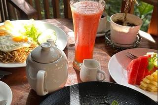 Rafał Mroczek w podróży poślubnej