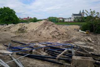 Kraków: Plaża przy Forum znika bezpowrotnie