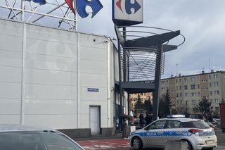 Atak nożownika w centrum handlowym. Jaki jest stan zdrowia poszkodowanych?