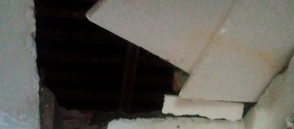 Złodziej wypadł z sufitu