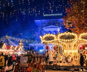 Poznań rozbłysnął świątecznym blaskiem! Przygotowano mnóstwo atrakcji