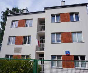 Tak dziś wygląda kamienica na Woli, która była pierwszym zmobardowanym obiektem w Warszawie podczas II wojny światowej
