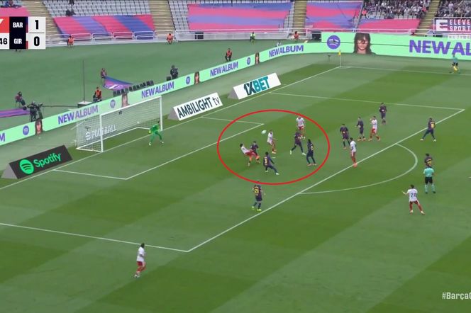 FC Barcelona - Girona: Szczęsny pokonany przewrotką! Przepiękny gol Witsela [WIDEO]