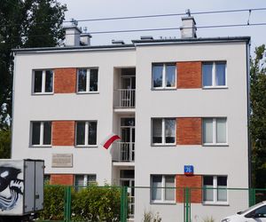 Tak dziś wygląda kamienica na Woli, która była pierwszym zmobardowanym obiektem w Warszawie podczas II wojny światowej