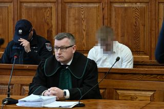 Skatował 15-letniego Kacpra, jego kolega nie reagował. Mateusz M. usłyszał wyrok