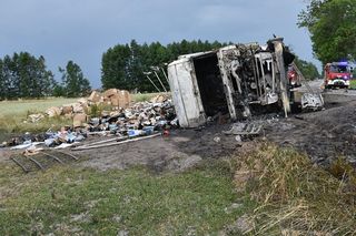 en strażak to prawdziwy bohater! Pan Tomasz ryzykował życiem, by ratować kierowcę z płonącego TIR-a