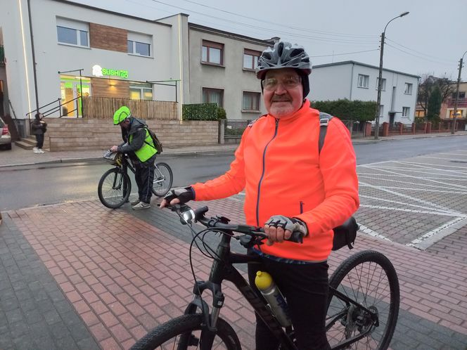 Z Leszna wystartował rajd rowerowy "Biało-Czerwono Zakręceni"