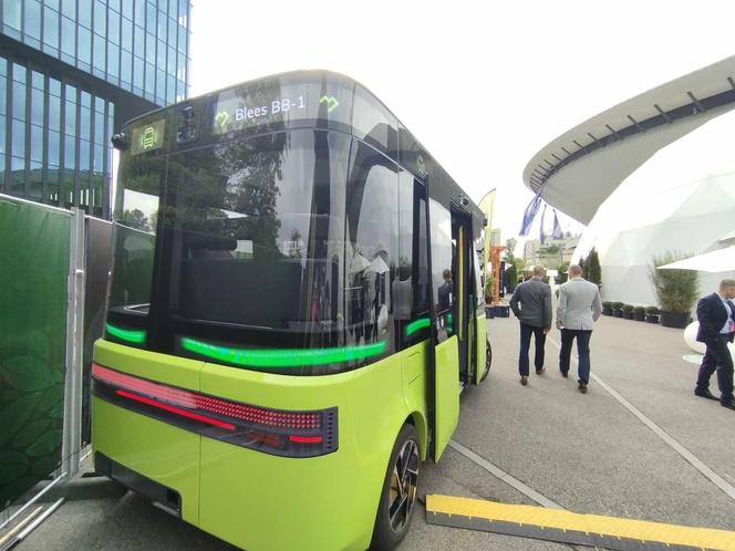 Autobus autonomiczny Blees- BB1