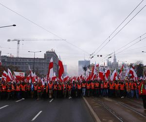 Marsz Niepodległości 2023 w Warszawie. Mamy ZDJĘCIA ze stołecznych ulic! GALERIA część 2