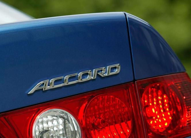 Honda Accord 2.2 iCDTI 2003, 2004, 2005 TEST, opinie