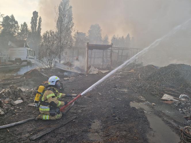 Gigantyczny pożar w Zabrzu. Paliły się niebezpieczne odpady