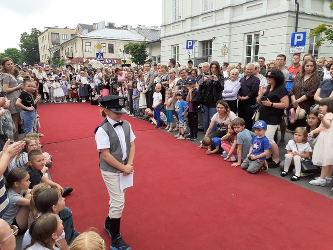 Siedlczanie mogli wsiąść w wehikuł czasu i zobaczyć ulicę Pułaskiego - Piękną sprzed stu lat