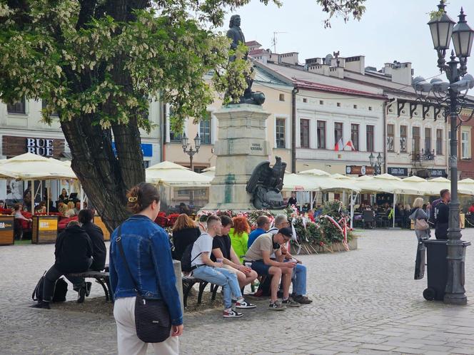 Rzeszowskie Juwenalia 2024. Barwny korowód studentów