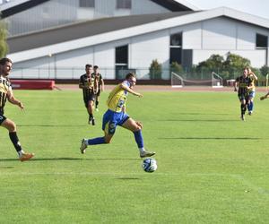 Elana Toruń - Pogoń Nowe Skalmierzyce 1:0, zdjęcia z meczu na Stadionie im. Grzegorza Duneckiego