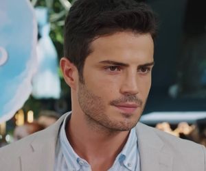 Złośliwy plan Melis – baby shower w miejscu pracy Zeynep