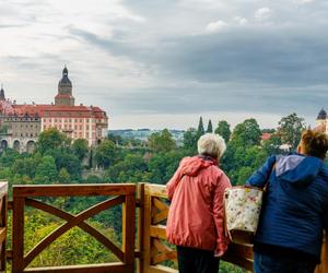 Zawalił się fragment muru przy Zamku Książ w Wałbrzychu