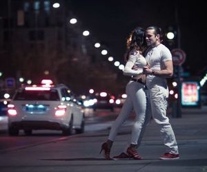 Kizomba - taniec zmysłów. Charakterystyka i kroki podstawowe kizomby