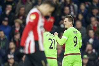 Holandia. Arkadiusz Milik piłkarzem meczu PSV - Ajax! Gol i asysta Polaka [WIDEO]