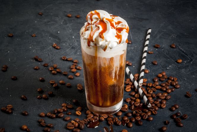 Kawa frappe - przepis na mrożoną kawę po grecku