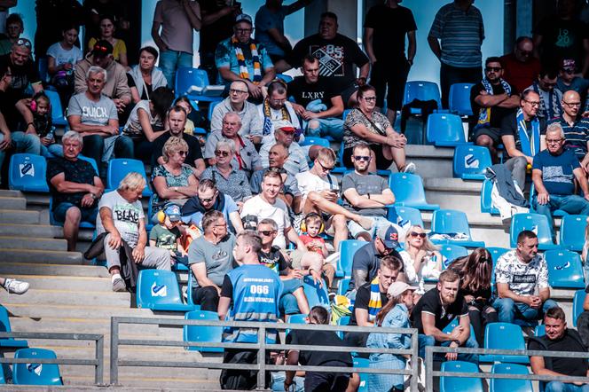 Apator Toruń - Stal Gorzów, zdjęcia kibiców z Motoareny. Emocje podczas 12. kolejki PGE Ekstraligi