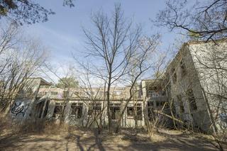 Otwock. Opuszczony Zaklad dla Nerwowo i Psychicznie Chorych Zydow Zofiowka