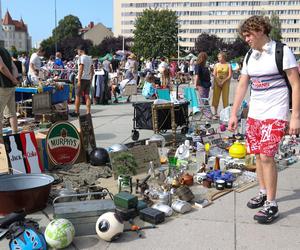 Wyprzedaż garażowa na placu Krakowskim w Gliwicach 