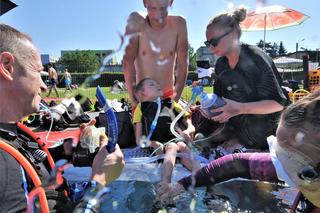 Nurkował z respiratorem.