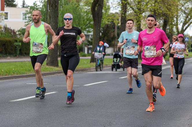 Wings for Life 2023. Tysiące biegaczy na ulicach Poznania