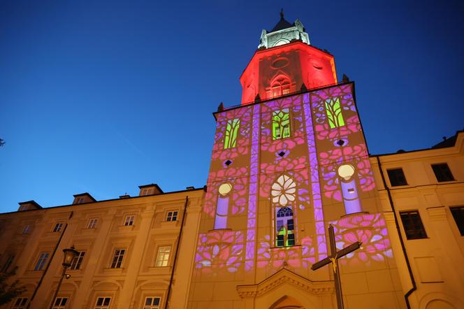 Lublinalia 2024. Na Wieży Trynitarskiej można oglądać wyjątkową iluminację.