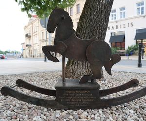 „Konik na biegunach” - nowa instalacja w Lublinie