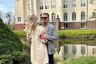 Marcin Hakiel opiekuje się córką nowej ukochanej